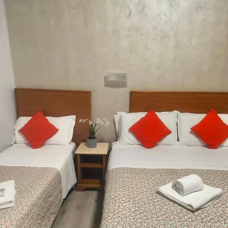 Napoleone Luxury Pensión Roma