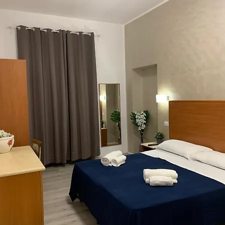 Pensión Napoleone Luxury 3*