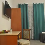 Πανσιόν Napoleone Luxury