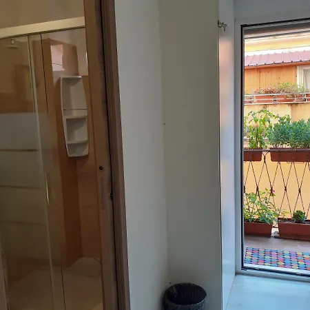 Napoleone Luxury Rom