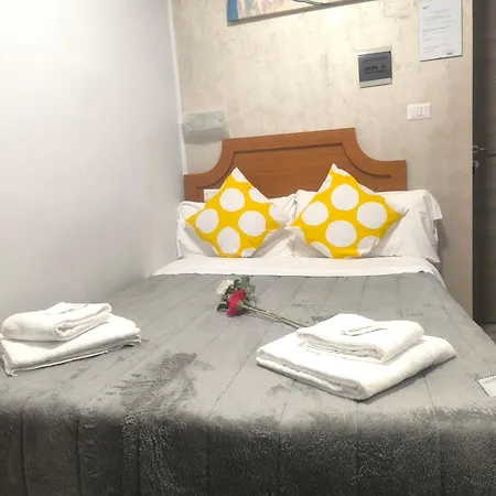 Pensión Napoleone Luxury