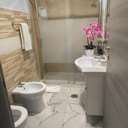 Napoleone Luxury 4* ローマ