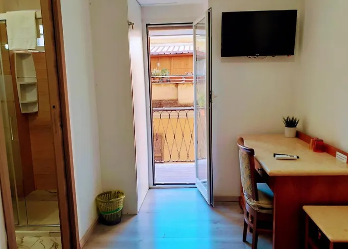 Pensión Napoleone Luxury 3*