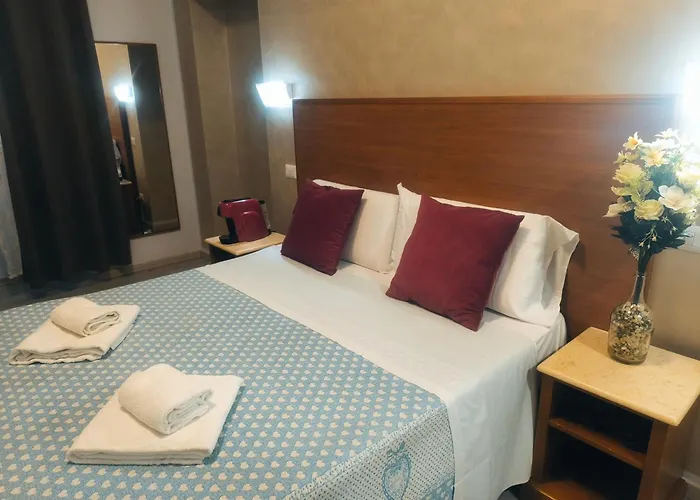 Napoleone Luxury Pensión 3*